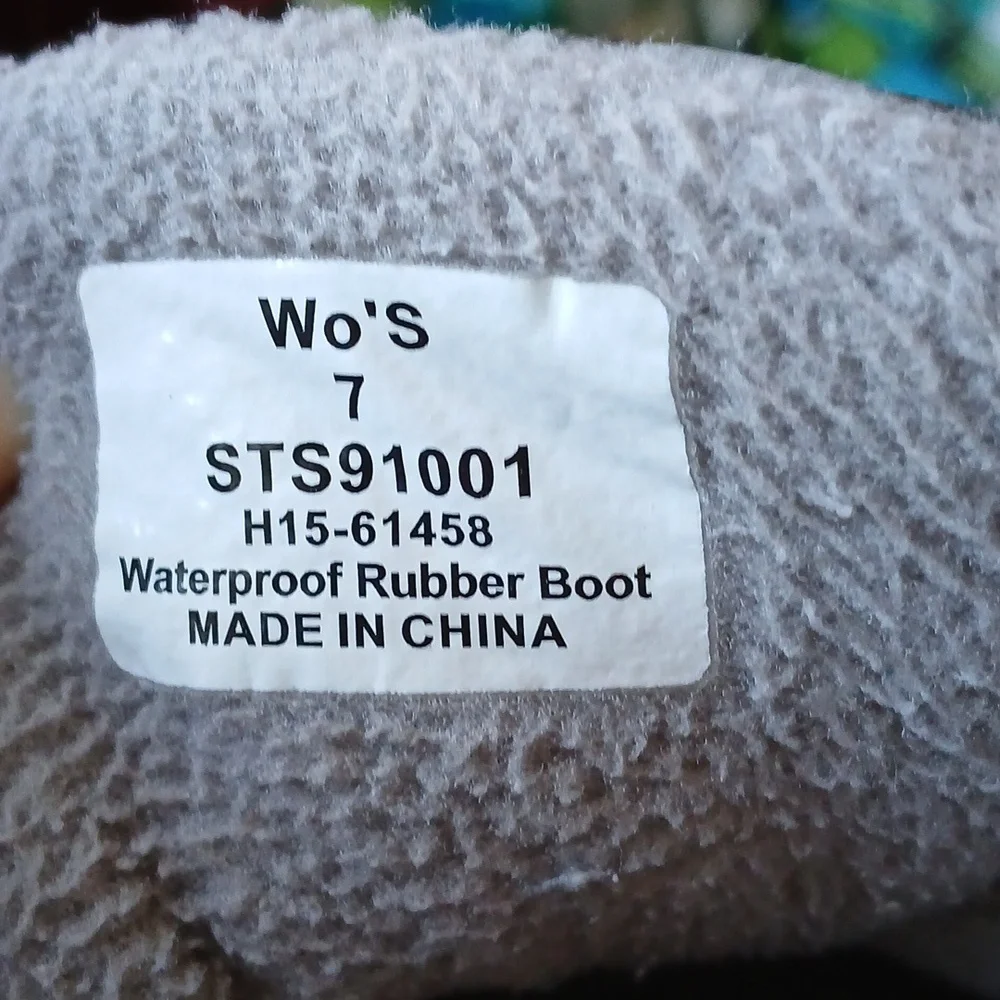 Sperry Saltwater Grey, White Striped Duck Boots Size 7 Women Waterproof Winter